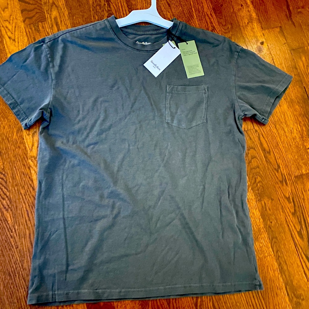 Brand new men’s t shirt